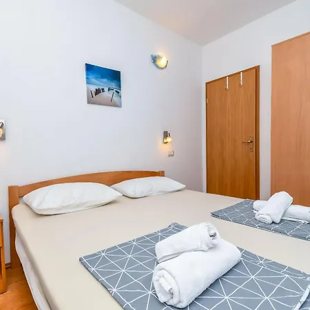 Apartment Mara * Trogir