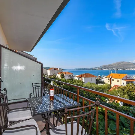 Mara Trogir