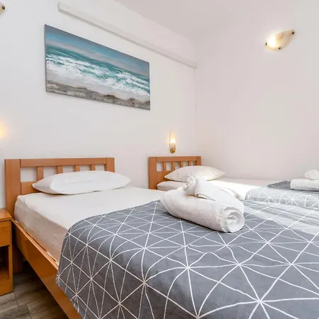 Apartment Mara Trogir