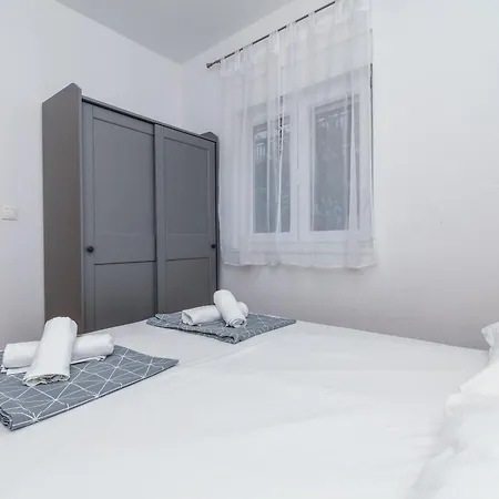 Mara * トロギール