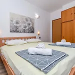Mara *